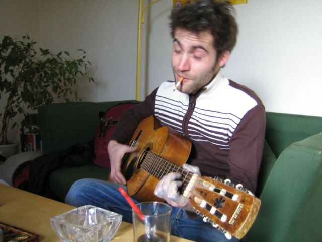10_Pause clope-guitare.jpg